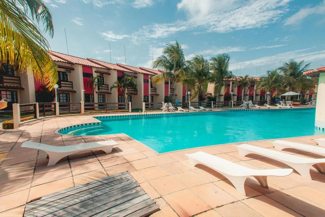 Casa Duplex 3 Suítes em Condomínio Porto Seguro